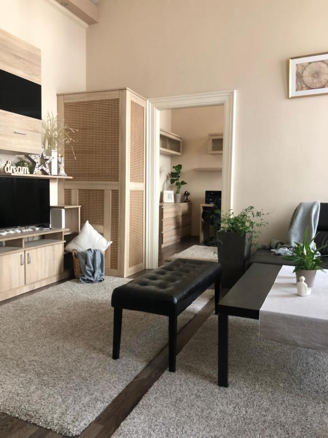 Nador Luxury Apartman Будапеща Екстериор снимка